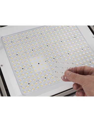 PROFESSIONELLER LED-STRAHLER - 200 W - WARMWEIß...