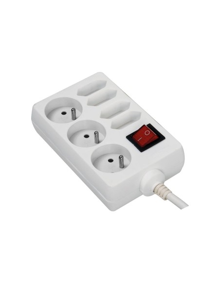 STEKKERDOOS - 3 x SCHUKO + 4 x EURO - MET SCHAKELAAR - PENAARDE