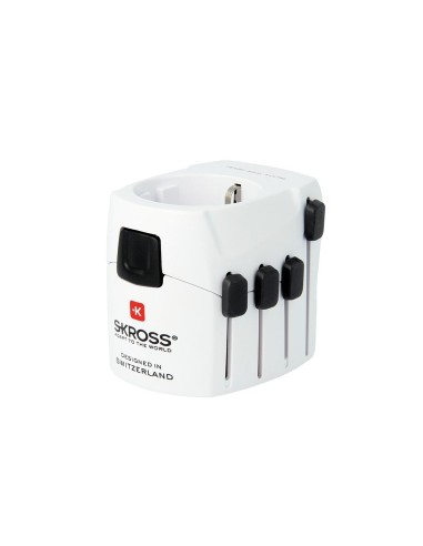 World travel adapter with ground plugs 7 A