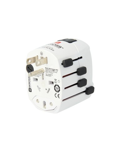 World travel adapter with ground plugs 7 A