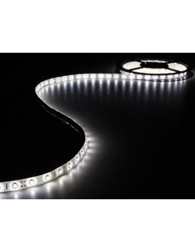 JUEGO DE TIRA LED FLEXIBLE Y ADAPTADOR DE RED - COLOR BLANCO FRÍO - 300 LEDs - 5 m - 12 VDC