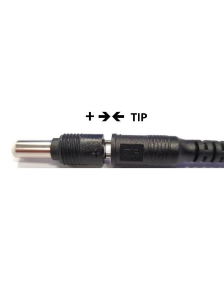 STECKERNETZTEIL - EINSTELLBAR - 100-240 V - 3 bis 12 VDC - 2,5 A + 6 Stecker
