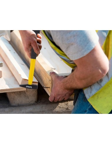 Hammer - Fibreglass Handle - 200 g