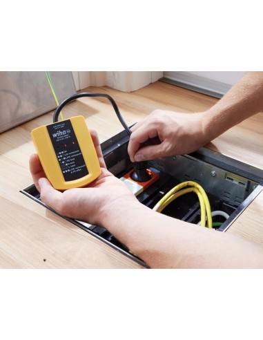 Wiha stopcontacttester 230 VAC - CAT II (45220)