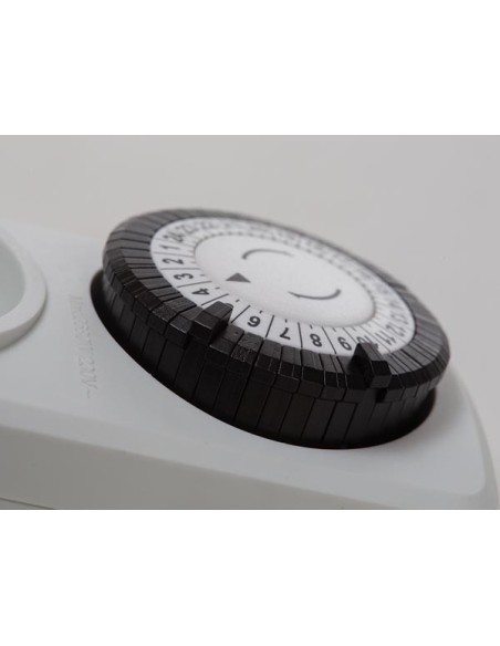 MINI-24-Std.-ZEITSCHALTUHR - STECKER-TYP E (FRANZÖSISCHES SYSTEM)